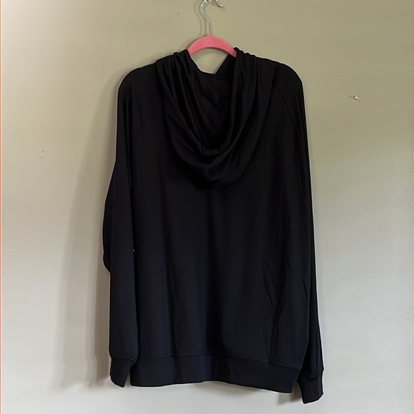 Feat Womens BlanketBlend Move Hoodie. - Picture 9 of 14